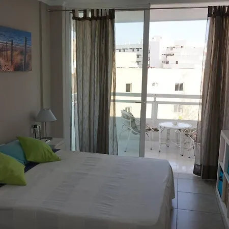 Apartment Precioso Estudio En Las Americas Oferta!